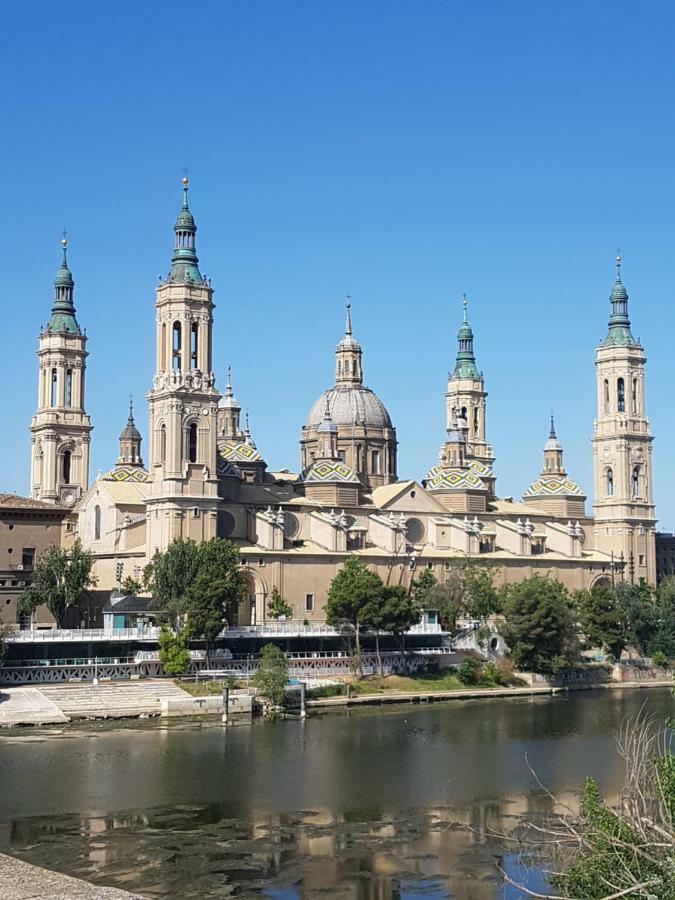 Casa Pedrada Apartment Zaragoza Exterior foto
